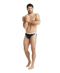Arena Solid Icons Brief -Speedos Shop 005045 501 m icons team brief 003 o