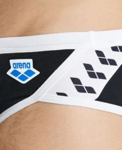Arena Solid Icons Brief -Speedos Shop 005045 501 m icons team brief 004 o