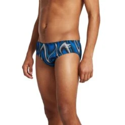 Speedo Precision Brief 31 Speedo Precision Brief -Speedos Shop 8 003445431 x3 10
